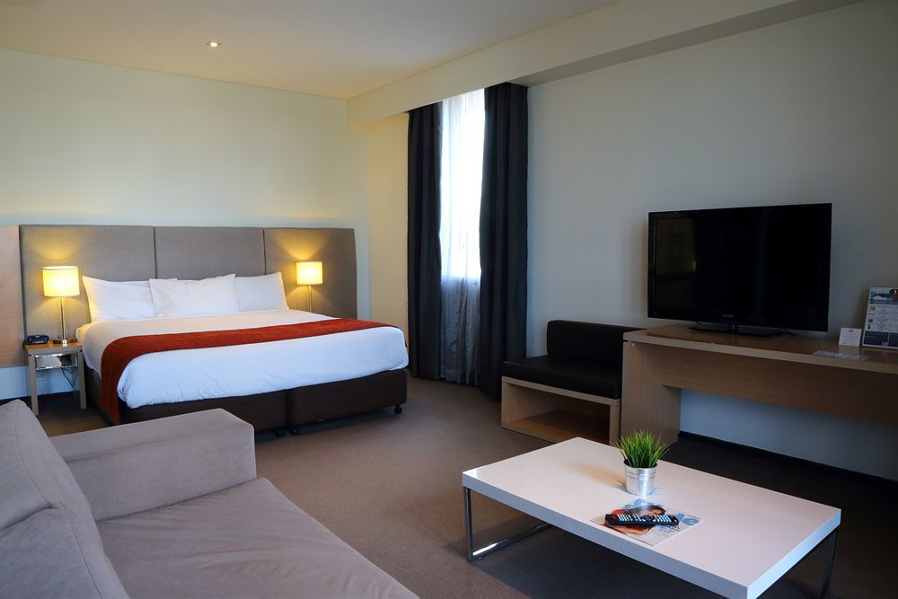 Alpha Hotel Eastern Creek Buitenkant foto