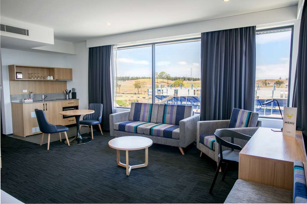 Alpha Hotel Eastern Creek Kamer foto